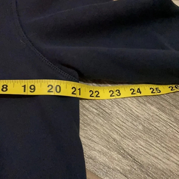 Tommy Hilfiger Crewneck sweatshirt Navy “Tommy” lettering chest. Men’s size M - Picture 6 of 11